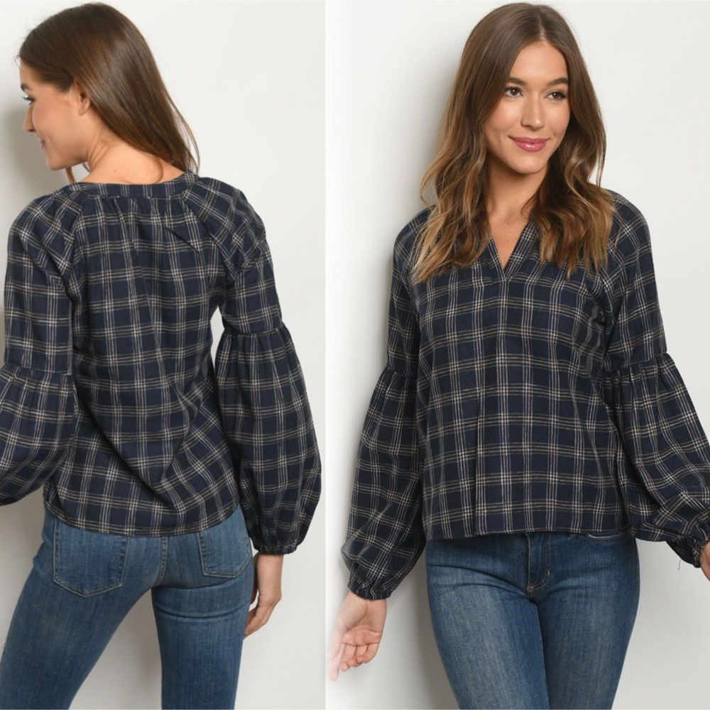 Plaid Women's Top - navy and White with balloon sleeves